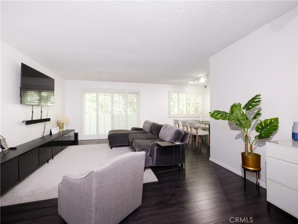 700 Westmount, West Hollywood, CA 90069 - Photo 5 of 26, West Hollywood, CA