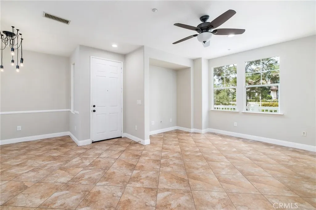 129 Sklar Street Unit 34, Ladera Ranch, CA 92694 - Photo 2 of 22, Ladera Ranch, CA