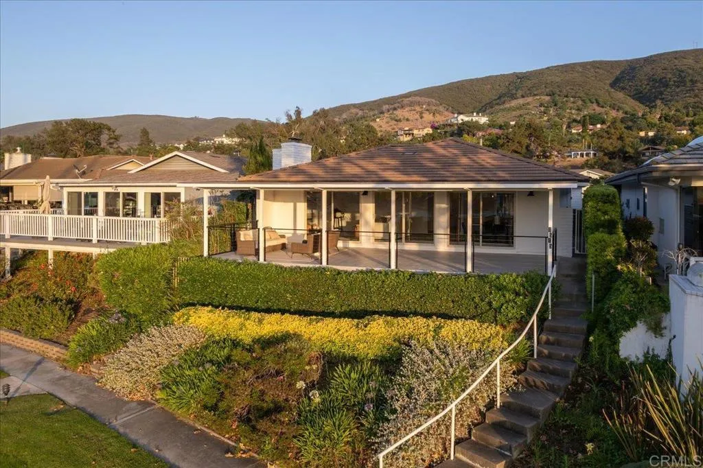 https://cdn.realtyfeed.com/cdn/127/306625689/20b826cc8812fd12ef34042942f7018e.webp