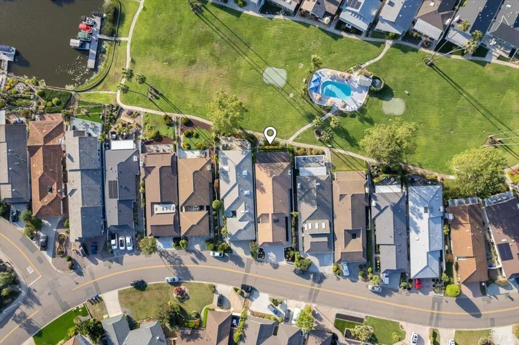 https://cdn.realtyfeed.com/cdn/127/306625689/491b7b3ecc4b14078f84e7f73f9dd917.webp