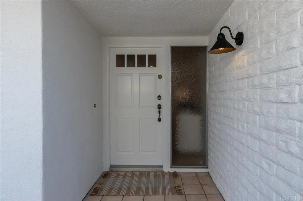 https://cdn.realtyfeed.com/cdn/127/306625689/9ff43c4483877b2131515e49ac33c618.webp
