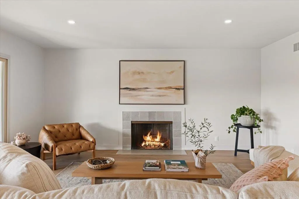 https://cdn.realtyfeed.com/cdn/127/306625689/ea87a20e49928f846b39b250649363fe.webp
