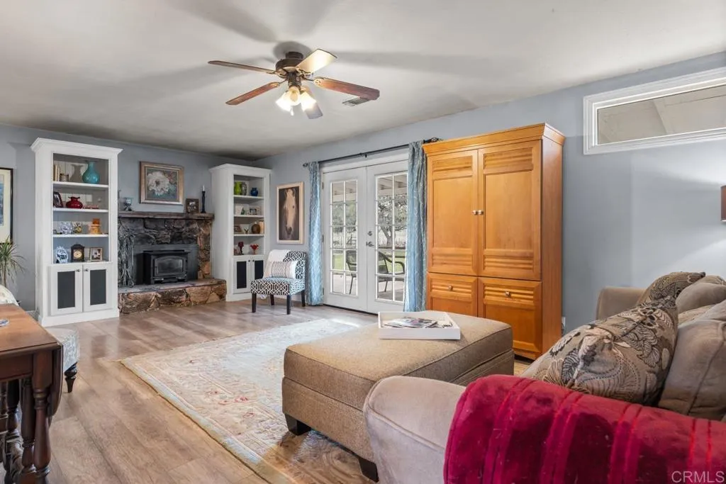https://cdn.realtyfeed.com/cdn/127/306625690/87062cea8e73390dd9a0a2ffc3c65486.webp