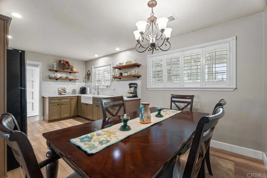 https://cdn.realtyfeed.com/cdn/127/306625690/f6f88f239ee1c4cb5e1469bd191977b7.webp