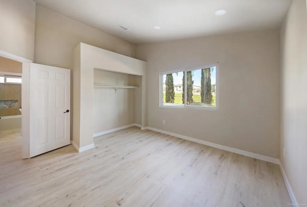 https://cdn.realtyfeed.com/cdn/127/306625724/6184d497c20231577e1ce4df8c41b247.webp