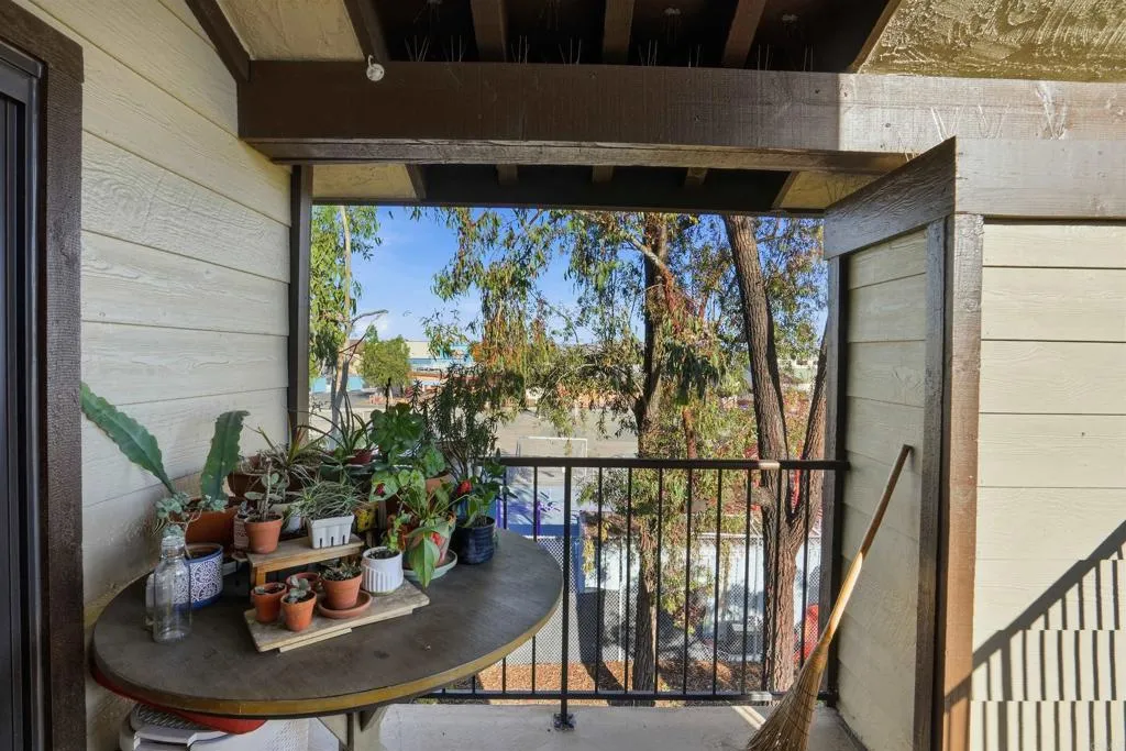 https://cdn.realtyfeed.com/cdn/127/306625750/07dd8224037c22634c33bab8b020a6db.webp