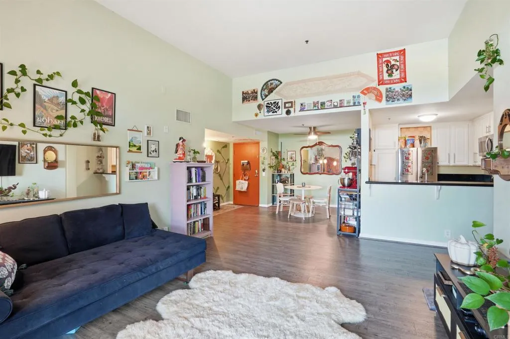 https://cdn.realtyfeed.com/cdn/127/306625750/5c1c77a78aa3e0cd9101d34aed3f3d7f.webp