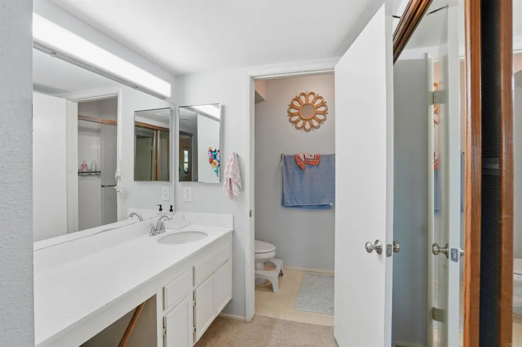 https://cdn.realtyfeed.com/cdn/127/306625750/f918b6acac2f6b5f6d01f38a25af8c36.webp