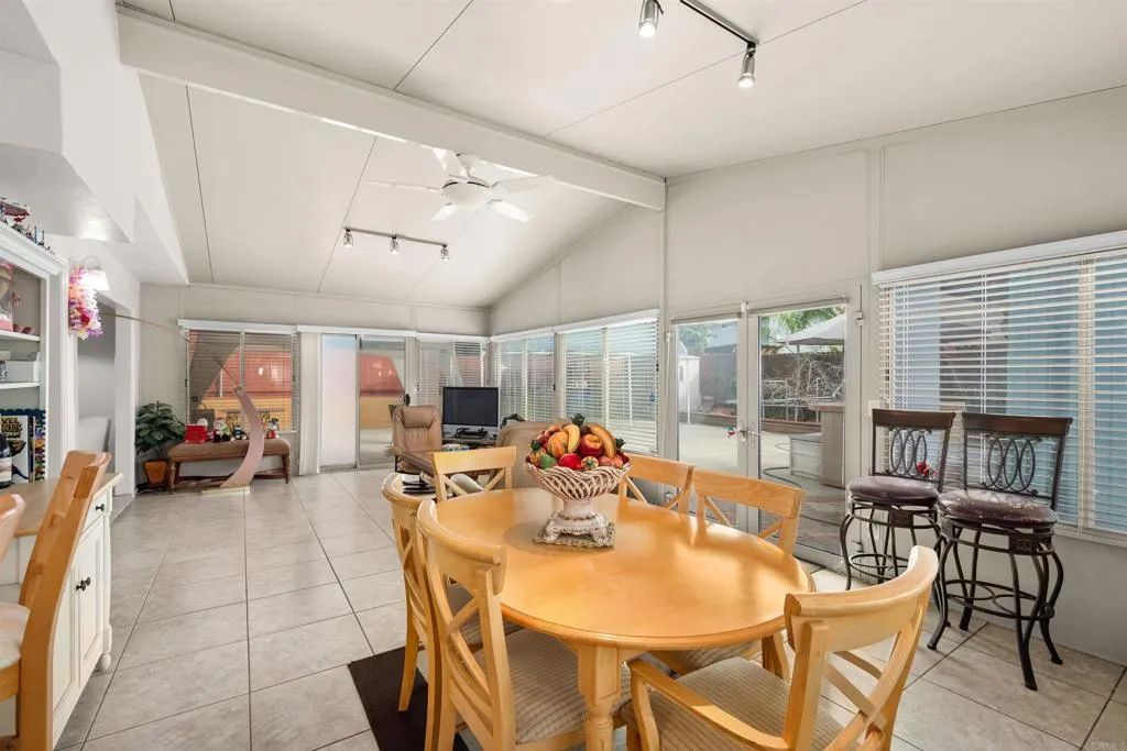 https://cdn.realtyfeed.com/cdn/127/306625785/93b23a19863a8ad42b91510cb04e3d58.webp