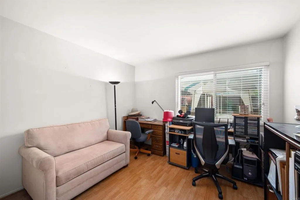 https://cdn.realtyfeed.com/cdn/127/306625785/b5ba80869bdeac8c58978c608eba1cbf.webp