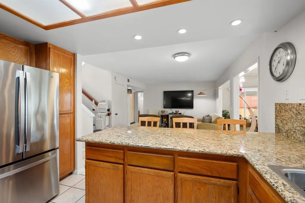 https://cdn.realtyfeed.com/cdn/127/306625785/f41b09da6332522bc51dd70428018138.webp