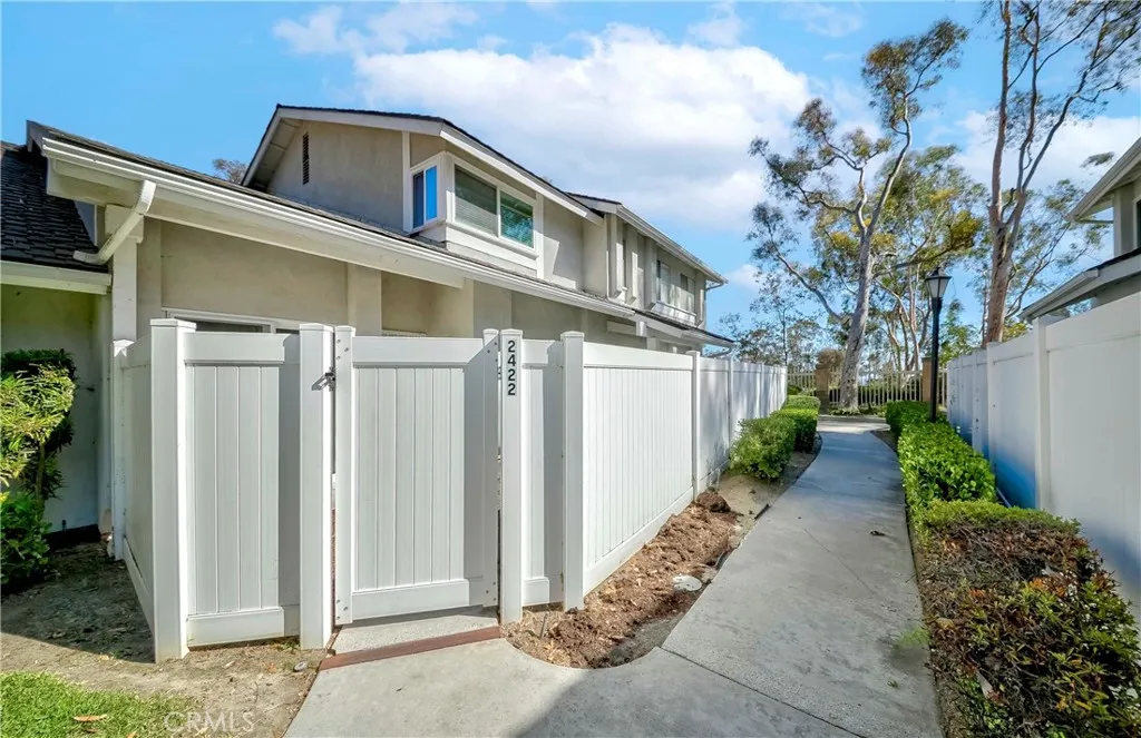 2422 Coventry Circle Unit 47, Fullerton, CA 92833 - Main photo, Fullerton, CA