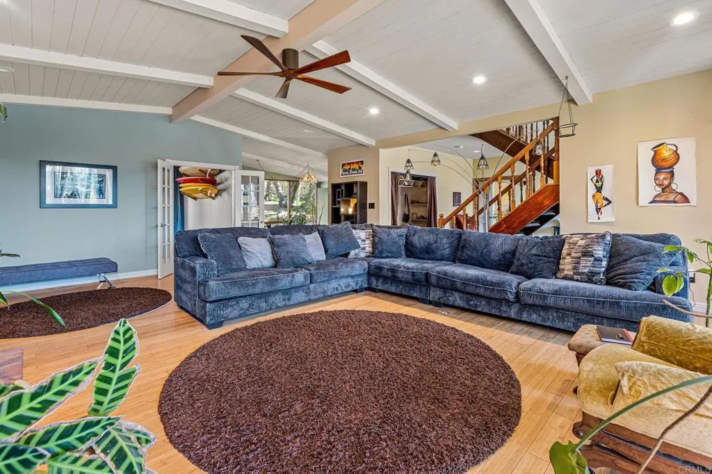 https://cdn.realtyfeed.com/cdn/127/306625827/4814eb5b54505d5ca81a36766390af95.webp