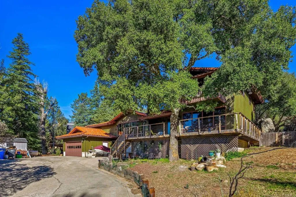 https://cdn.realtyfeed.com/cdn/127/306625827/77c7670b5289e5bd5740c29e66c3f093.webp