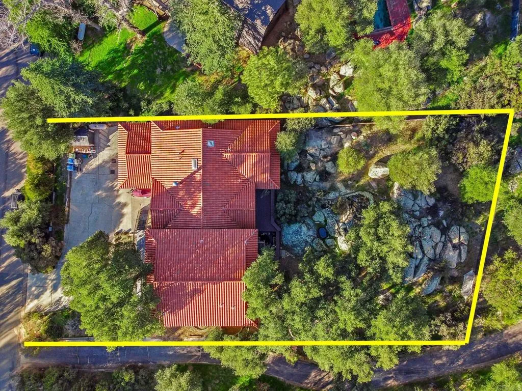 https://cdn.realtyfeed.com/cdn/127/306625827/8459c67d8ada61497b4d557de376e475.webp