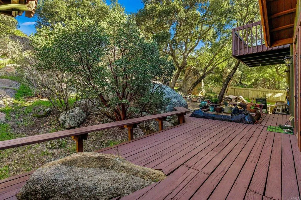 https://cdn.realtyfeed.com/cdn/127/306625827/f6fa41c97c20991a5611f98c69cfc62f.webp