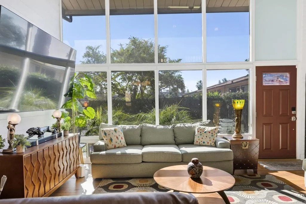 Photo #2: PTP2600579 Listing: Photo #2