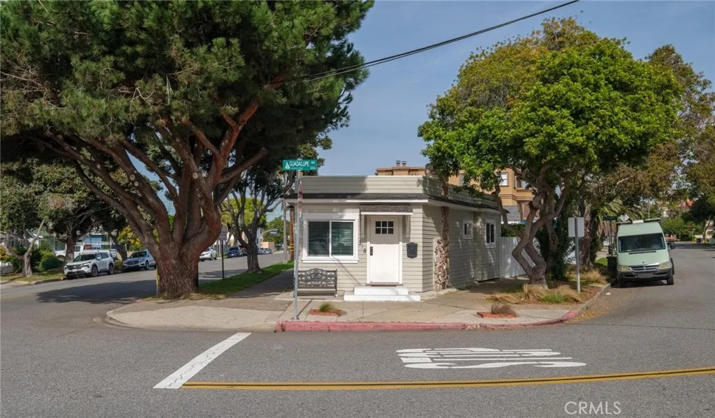 Redondo Beach, CA 90277