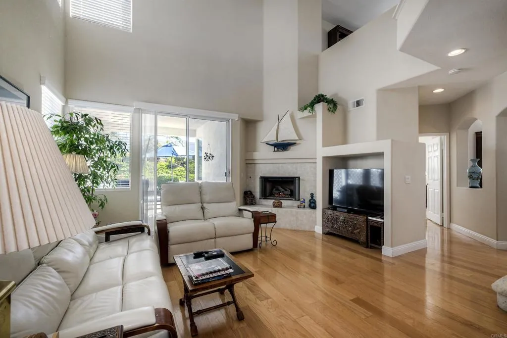 https://cdn.realtyfeed.com/cdn/127/306625873/f297b998fbc0c708874d272f9894392c.webp