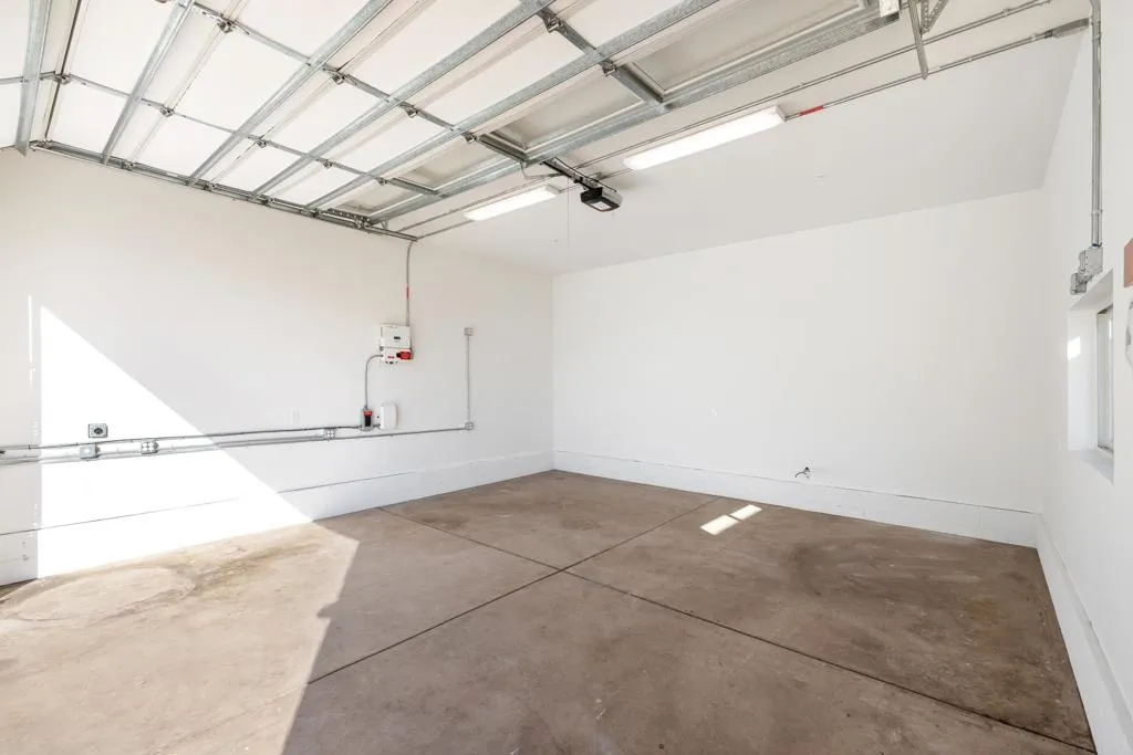 https://cdn.realtyfeed.com/cdn/127/306625878/ad3c3adad873cfa94bd6027a7d3a3a95.webp