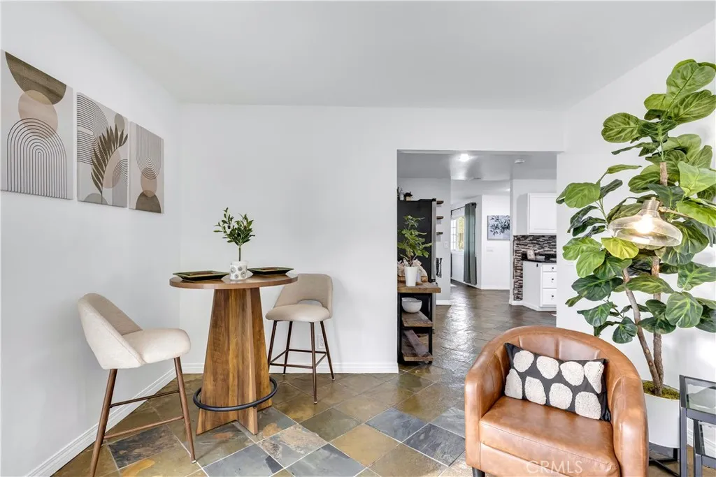 https://cdn.realtyfeed.com/cdn/127/306625952/2fff3918d25b9128560784c873e3e445.webp