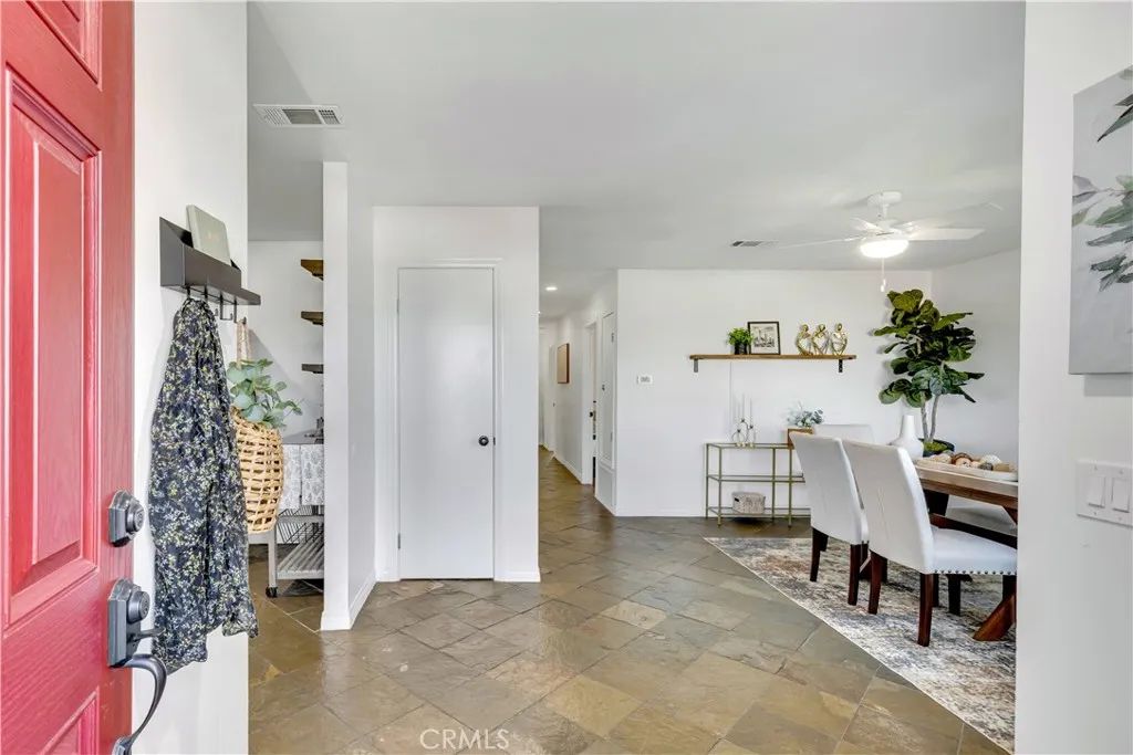 https://cdn.realtyfeed.com/cdn/127/306625952/e304979927b8b4a53c6b730ed7448db9.webp