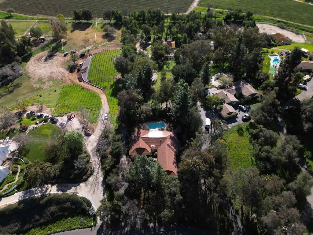 https://cdn.realtyfeed.com/cdn/127/306625964/2a34b3f55754ea592d6cc1b484693f7f.webp