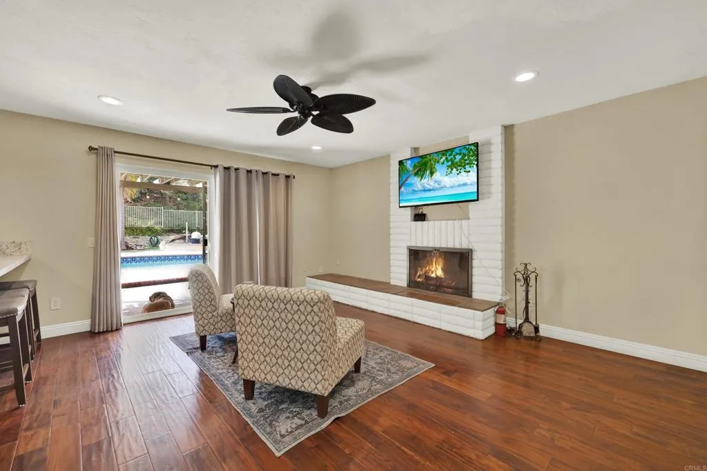 https://cdn.realtyfeed.com/cdn/127/306625970/ad3c0778abbdb2009a05d00c91954e97.webp