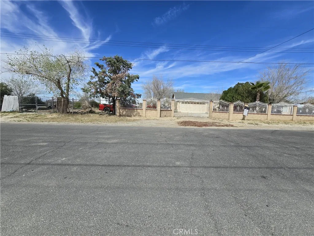 Littlerock, CA 93543