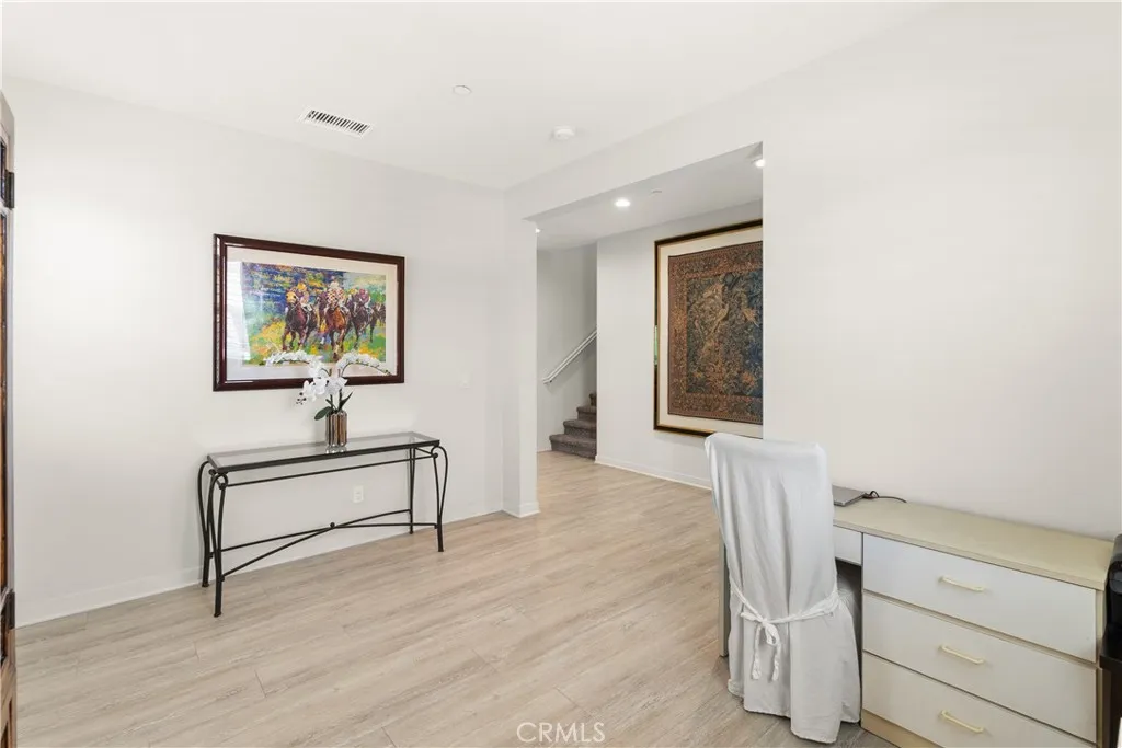 https://cdn.realtyfeed.com/cdn/127/306625988/674c7a8f41fcd55945f95aec860e532a.webp