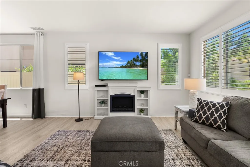 https://cdn.realtyfeed.com/cdn/127/306625988/8037f7e28f9dcf9ccfe5c58e6c7bed43.webp