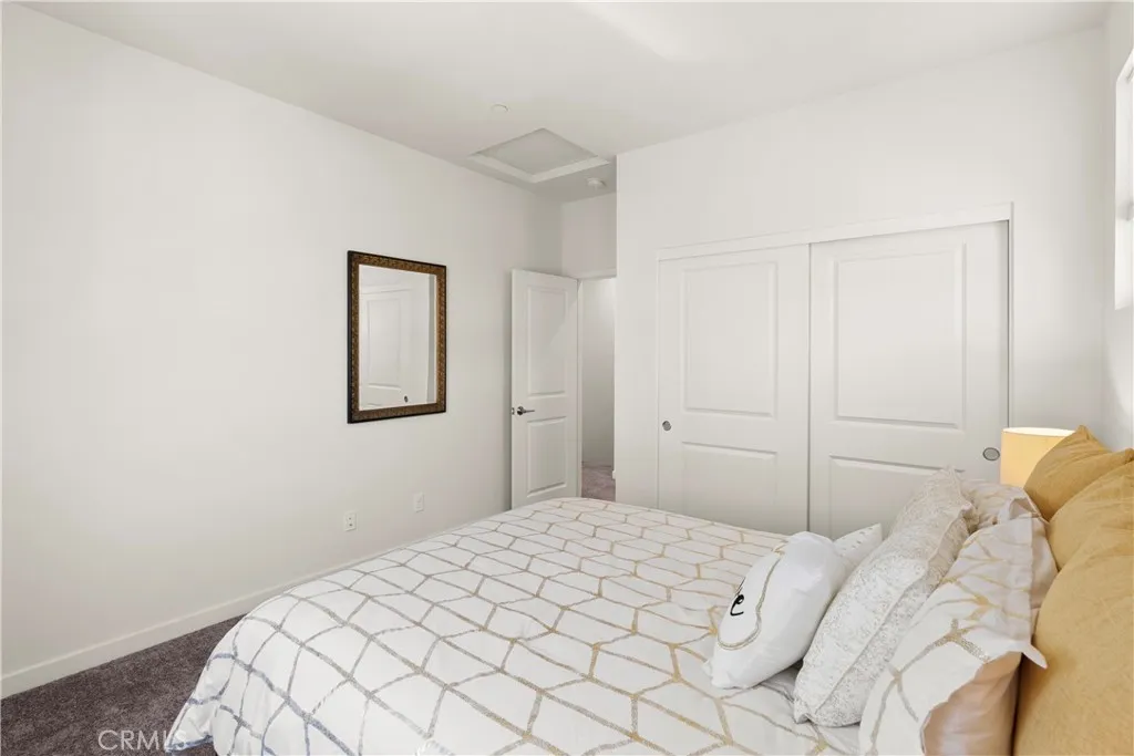 https://cdn.realtyfeed.com/cdn/127/306625988/aa250940ade705f1b6c39cc2f27a5562.webp