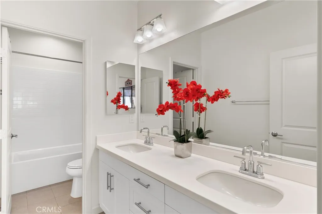 https://cdn.realtyfeed.com/cdn/127/306625988/e5e7429352160e34f09110c3e8baa296.webp