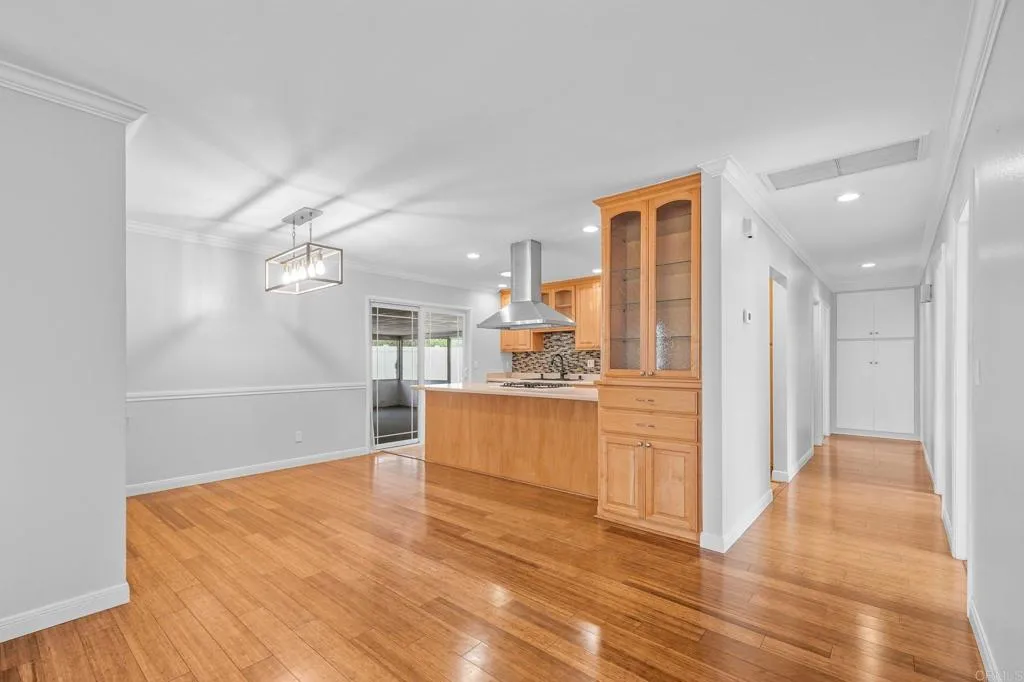 https://cdn.realtyfeed.com/cdn/127/306626001/20035767f6d9def8b21e6cd7106355ea.webp