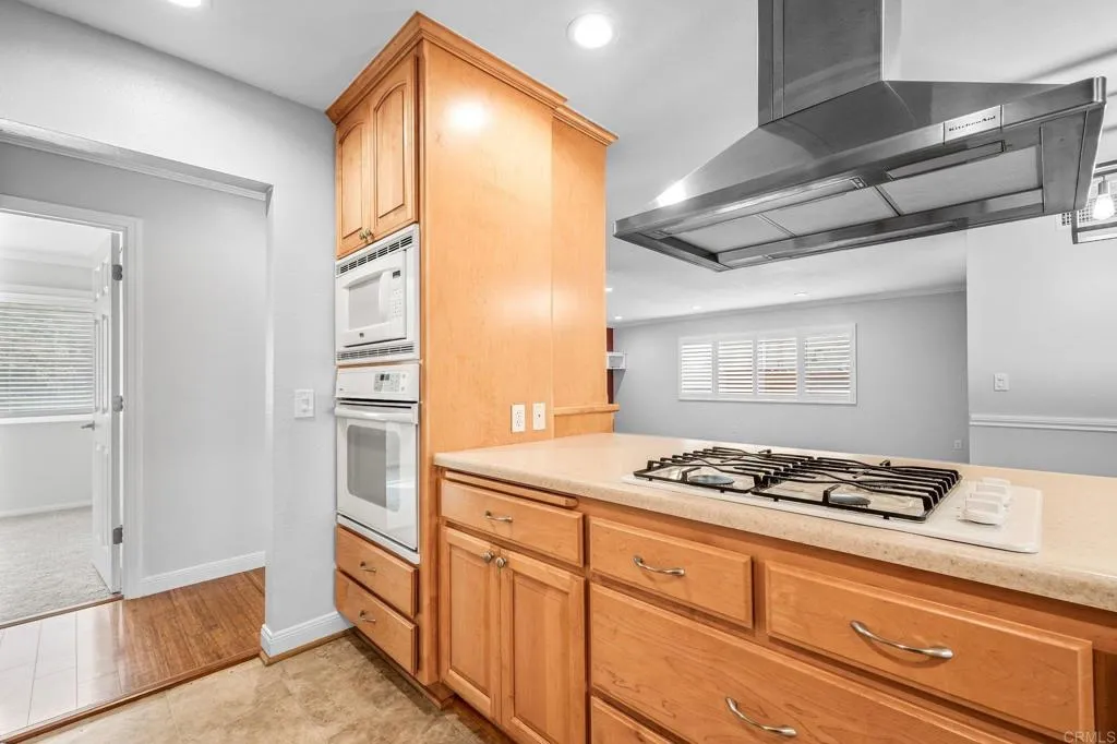 https://cdn.realtyfeed.com/cdn/127/306626001/af1ad89ac5d35ca581adad79e049b5ee.webp