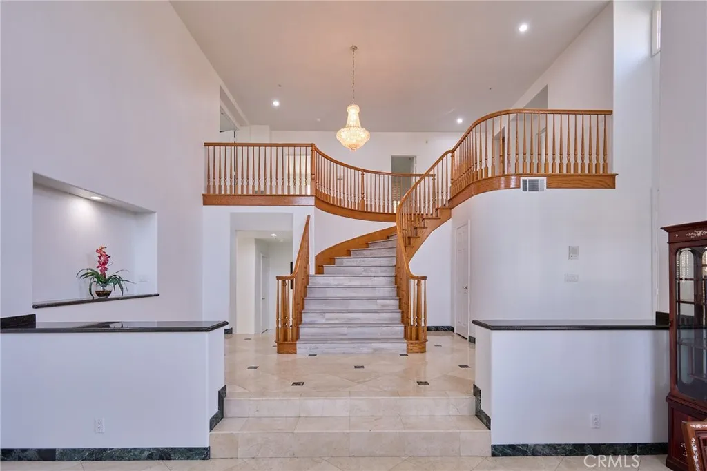 18662 Jockey Circle, Huntington Beach, CA, 92648