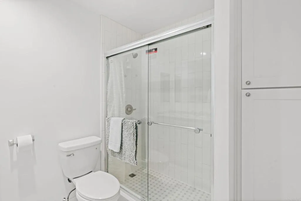 https://cdn.realtyfeed.com/cdn/127/306626034/4ed6b08d9569095520c69d66172a4873.webp