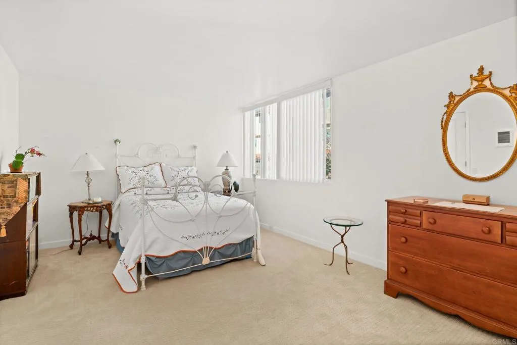 https://cdn.realtyfeed.com/cdn/127/306626034/6c39b0be402644ec23423a847b70a853.webp