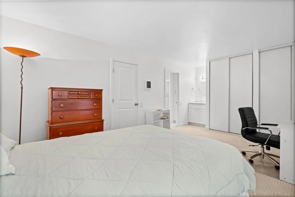 https://cdn.realtyfeed.com/cdn/127/306626034/ebd38ad26ac5f310d58212b87be39624.webp