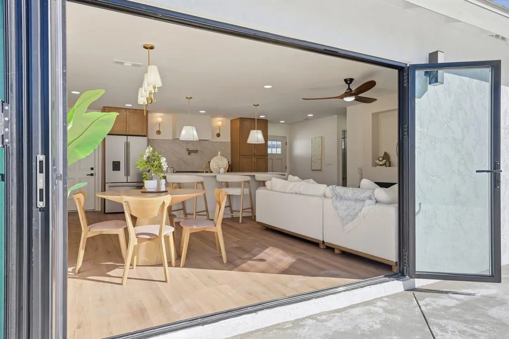 https://cdn.realtyfeed.com/cdn/127/306626042/16114957b120bde84a440d6bb5973a87.webp