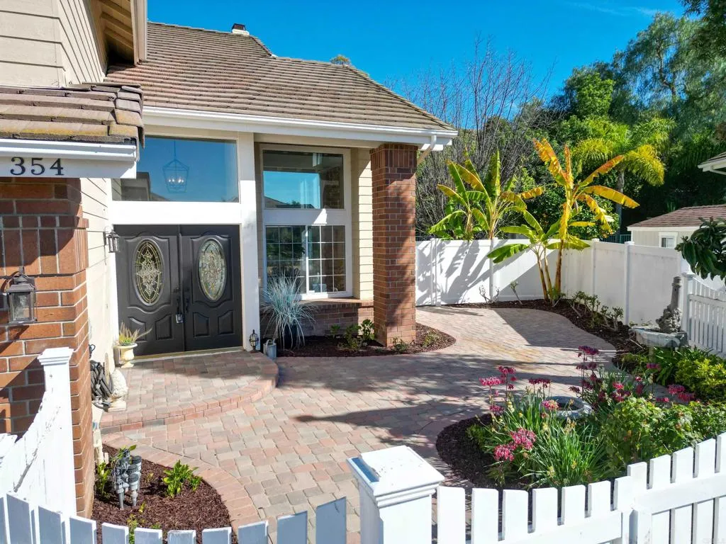 https://cdn.realtyfeed.com/cdn/127/306626102/900ded79664f0f6b0867a6af926a1313.webp