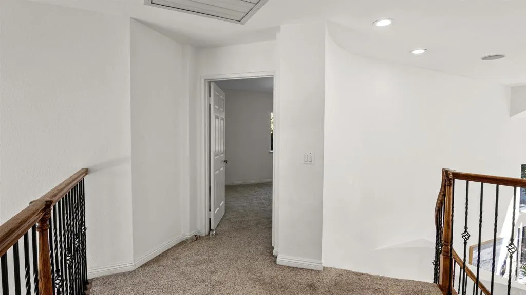 https://cdn.realtyfeed.com/cdn/127/306626102/f36b3ad3a696a3dda679bb927292e54a.webp