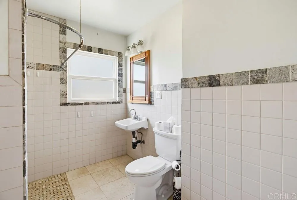 https://cdn.realtyfeed.com/cdn/127/306626107/10c02d590af8414f7f8ac72d0a66c28c.webp