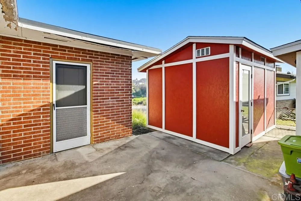 https://cdn.realtyfeed.com/cdn/127/306626107/963e91219c09c1c3cd7c93c512d1f2d6.webp