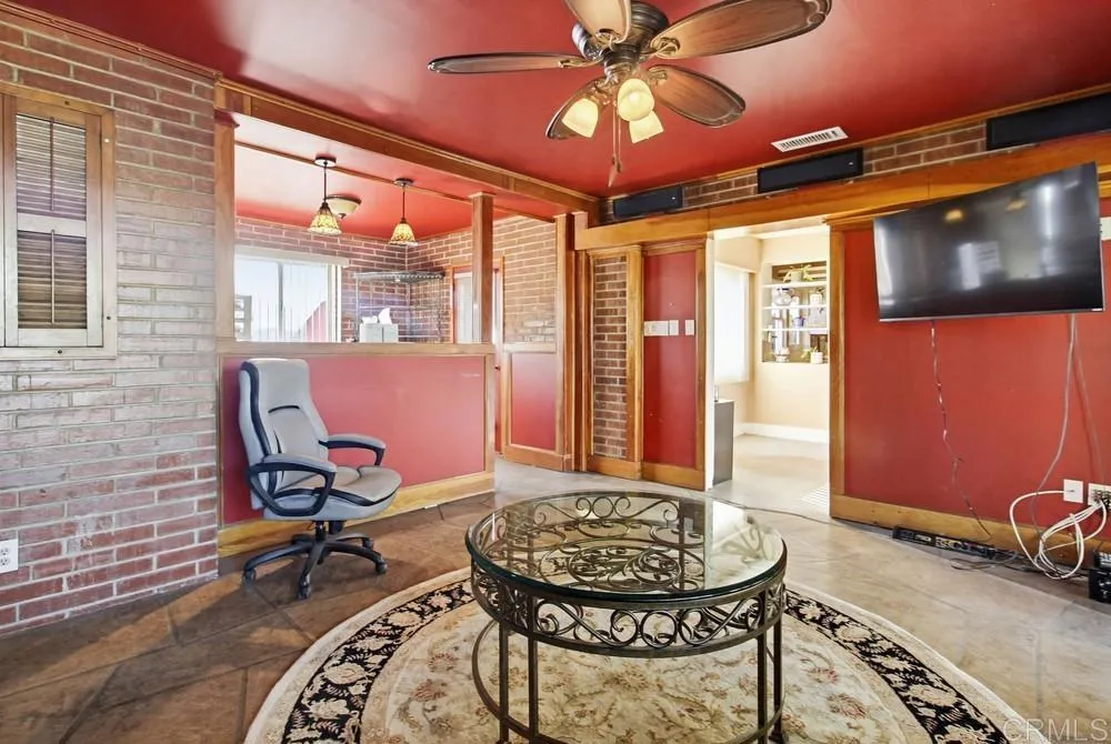 https://cdn.realtyfeed.com/cdn/127/306626107/d30857346fba26b4f6dbbeb0728245f5.webp