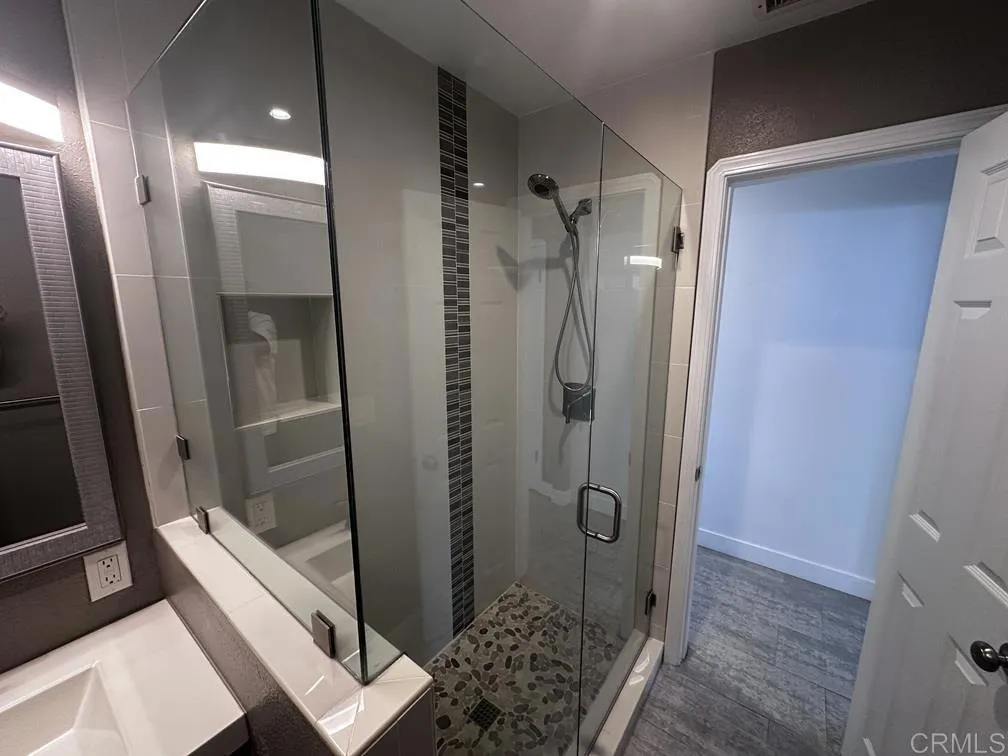 https://cdn.realtyfeed.com/cdn/127/306626111/296f2c6bcd9ad541762247f1822dde90.webp