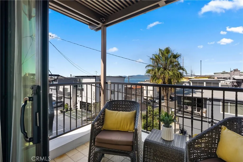 3520 Alma, Manhattan Beach, CA 90266 - Photo 2 of 9, Manhattan Beach, CA