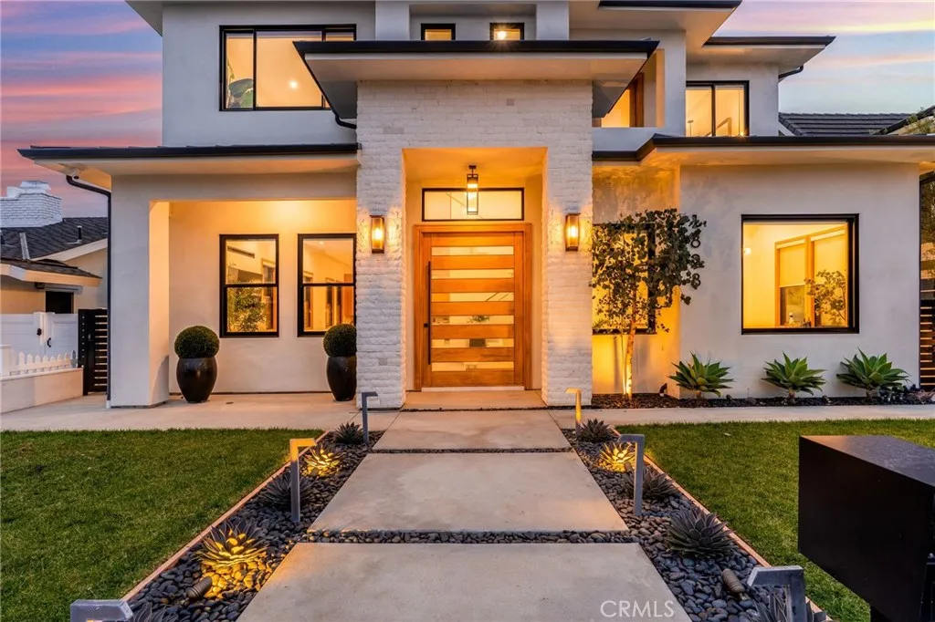 1828 Pine Street, Huntington Beach, CA 92648 - Photo 4 of 50, Huntington Beach, CA