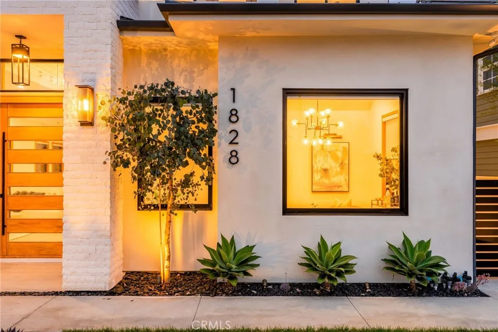 1828 Pine Street, Huntington Beach, CA 92648 - Photo 5 of 50, Huntington Beach, CA
