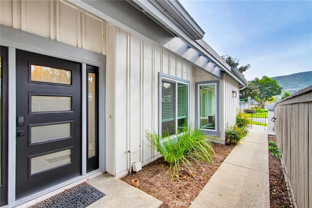 Photo #12: ND26015871 Listing: Photo #12